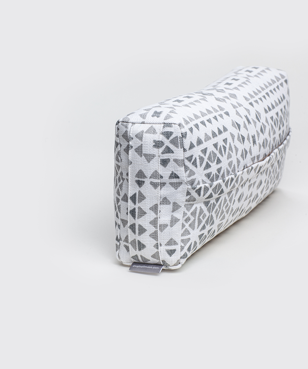 Halfmoon Prana Bolster