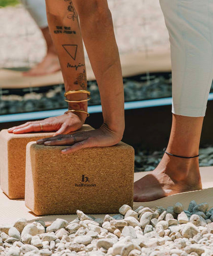 b, halfmoon cork block 4"