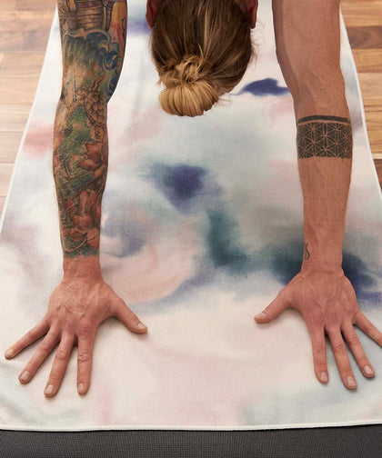 b, halfmoon gripster towel