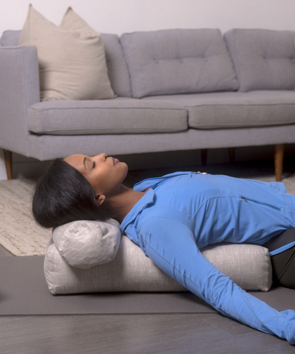 b, halfmoon linen cylindrical bolster